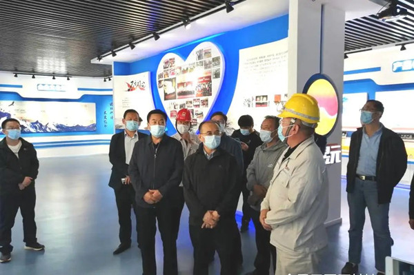 自治區人社廳副廳長肖生勤一行莅